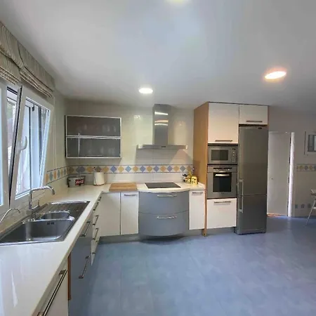 Altos, La Herradura, Villa