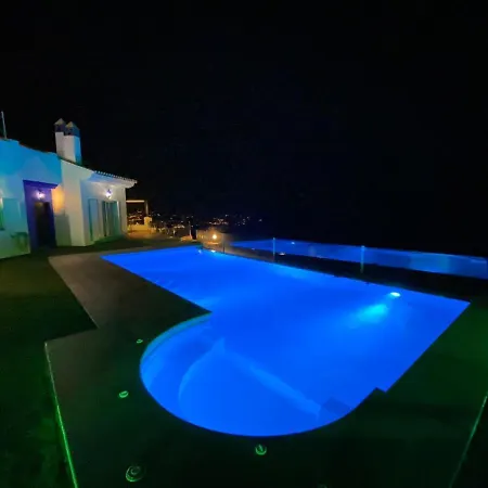 Altos, La Herradura, *